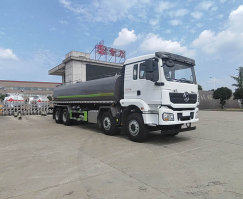 绿化喷洒车