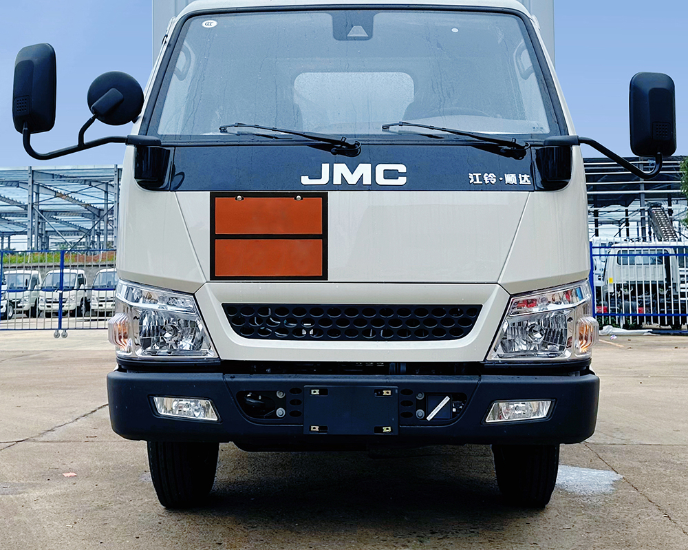 楚飛牌CLQ5041XRQ6JX易燃?xì)怏w廂式運(yùn)輸車(chē)公告圖片