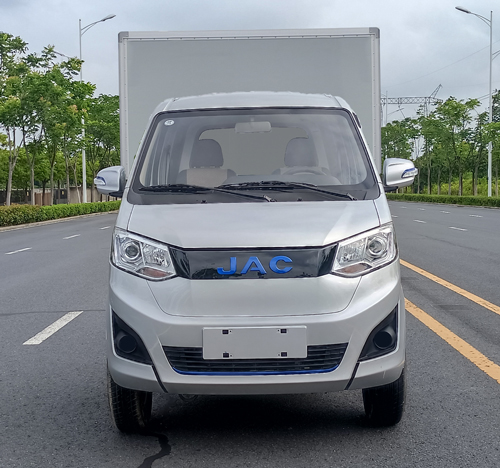 江淮牌HFC5030XXYEV5純電動(dòng)廂式運(yùn)輸車公告圖片