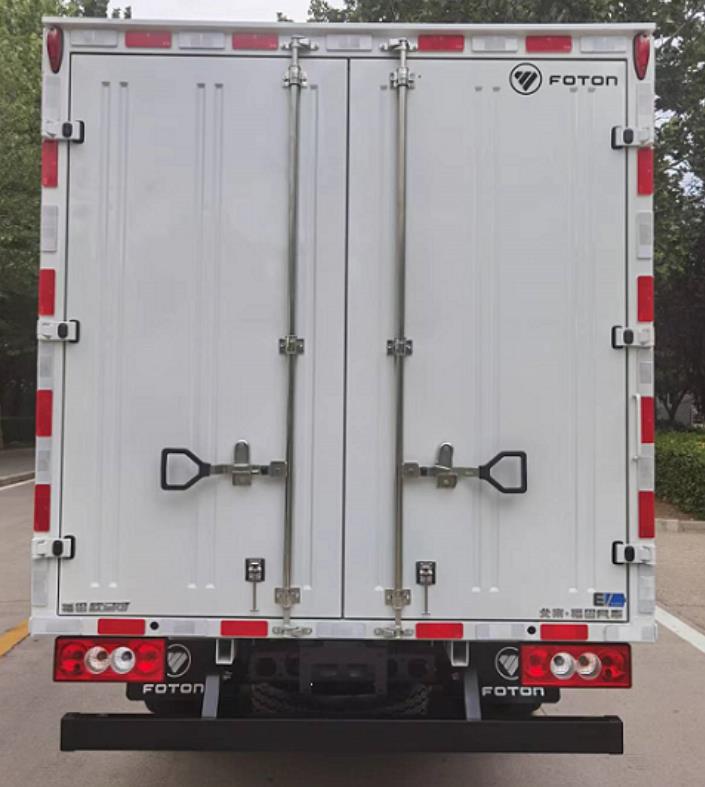 福田牌BJ5044XXYEV4純電動(dòng)廂式運(yùn)輸車公告圖片