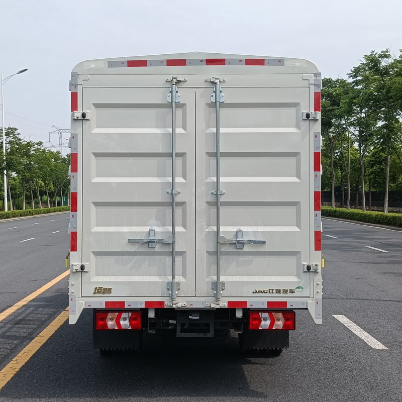 江淮牌HFC5031CCYP23E2B3QS倉柵式運輸車公告圖片
