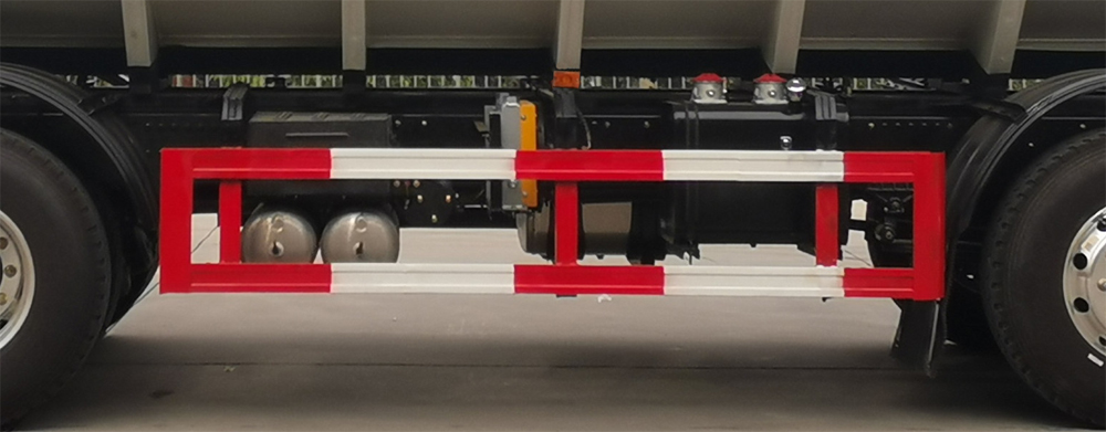 潤知星牌SCS5314ZSLEQ6散裝飼料運輸車公告圖片
