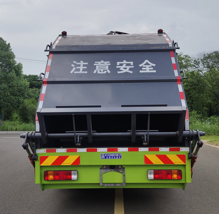 程力牌CL5182ZYS6AQC壓縮式垃圾車公告圖片