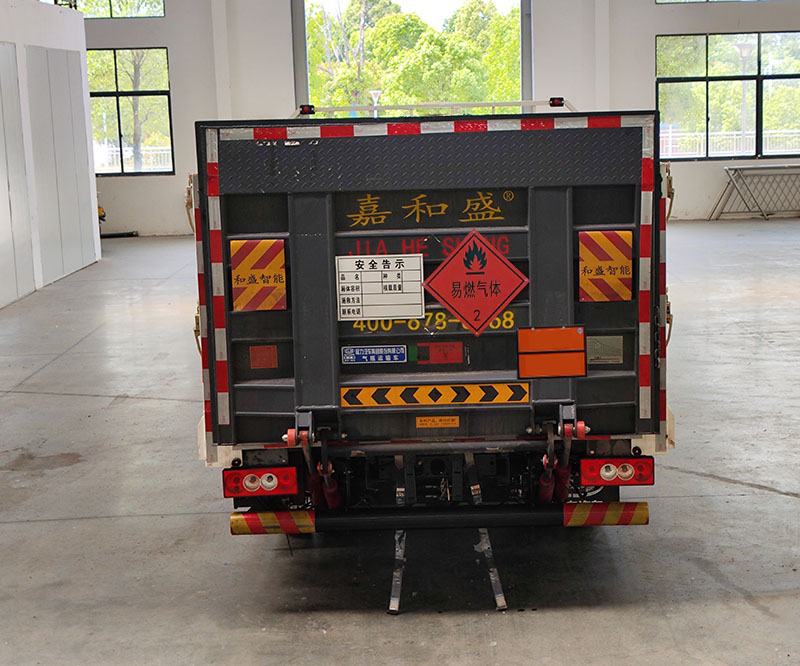 程力牌CL5044TQP6BXW氣瓶運(yùn)輸車公告圖片