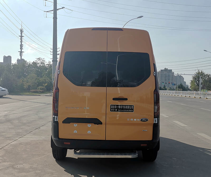 華專(zhuān)一牌EHY5043XXHJ6QT救險(xiǎn)車(chē)公告圖片