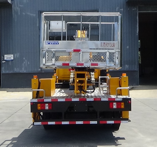 程力威牌CLW5046JGKCDP高空作業(yè)車公告圖片