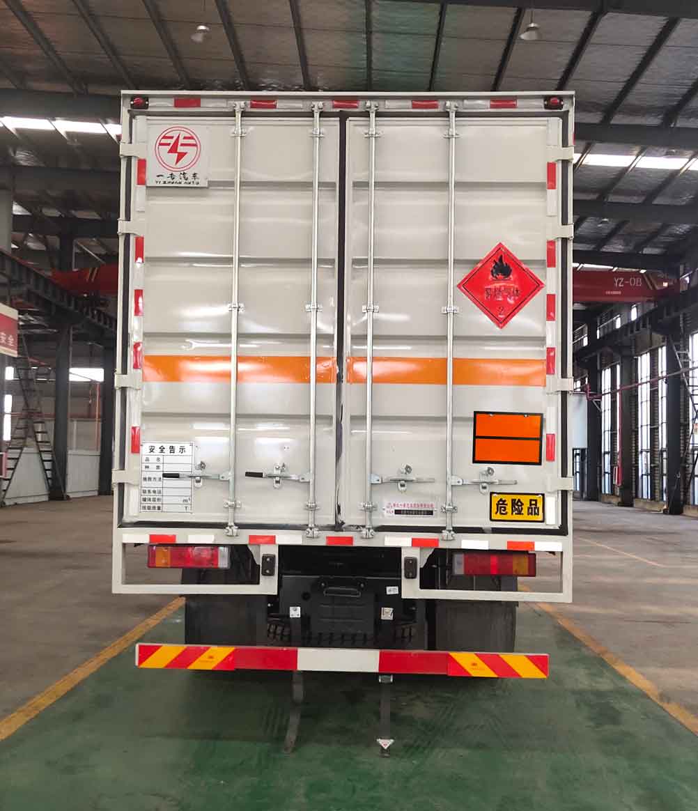 專致牌YZZ5327XRQDFV6易燃氣體廂式運輸車公告圖片