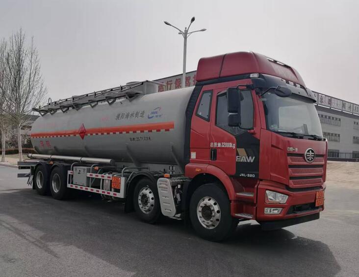 濮特牌PHL5320GRY易燃液體罐式運(yùn)輸車