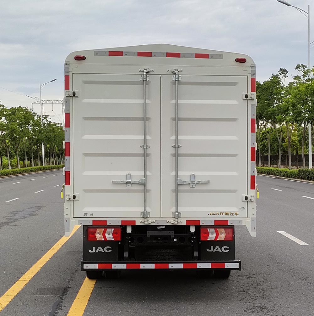 江淮牌HFC5041CCYP33K4B4S倉柵式運輸車公告圖片