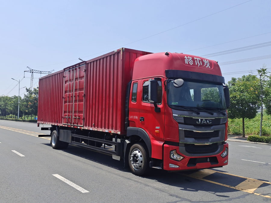江淮牌HFC5181XXYP2K3A57S廂式運(yùn)輸車(chē)公告圖片