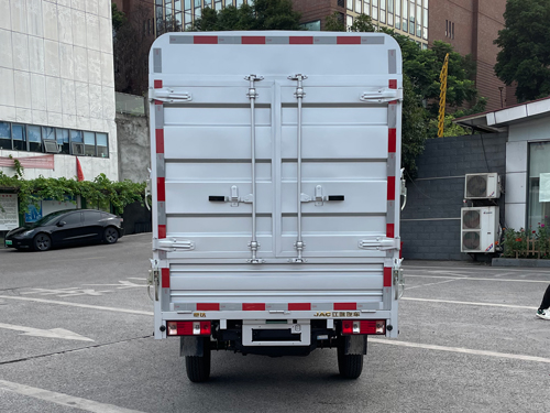 江淮牌HFC5032CCYPK5E1B7S倉(cāng)柵式運(yùn)輸車公告圖片