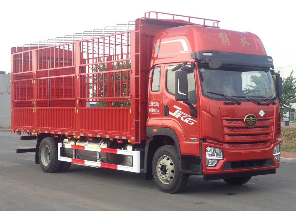 解放牌CA5181CCYP28K8L2NE6A90倉柵式運(yùn)輸車公告圖片