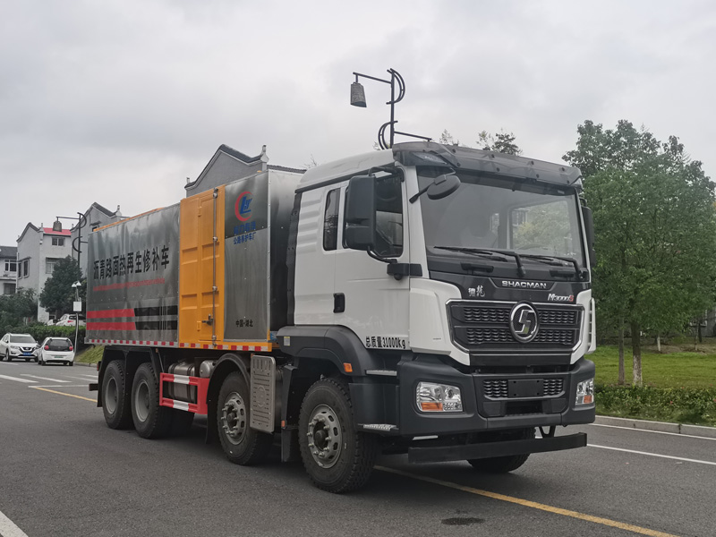 程力威牌CLW5311TXBALY瀝青路面熱再生修補(bǔ)車