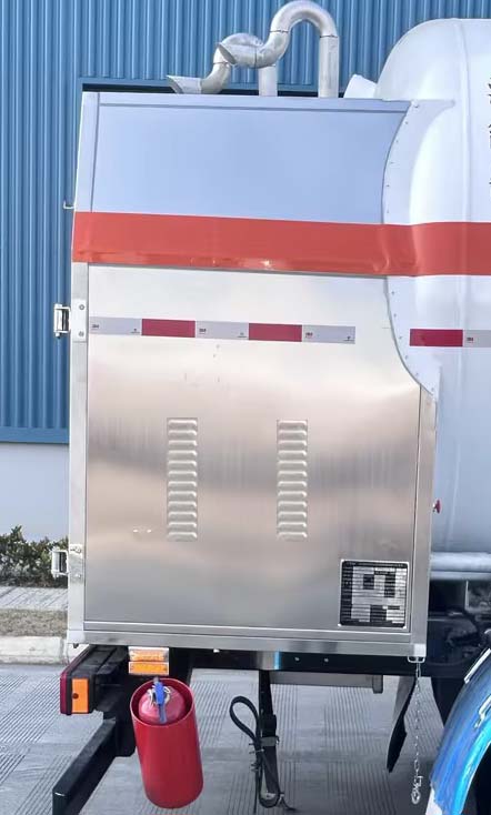 圣達因牌SDY5182GDYY低溫液體運輸車公告圖片