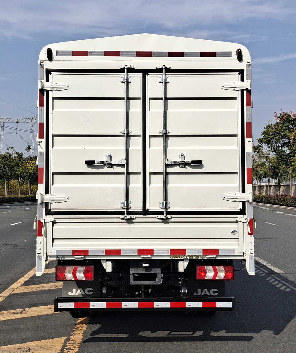 江淮牌HFC5041CCYP33K5B4S倉柵式運(yùn)輸車公告圖片