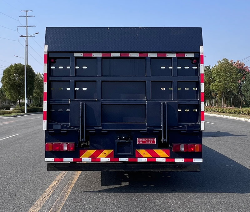 布隆牌LLL5187TQZZ6清障車公告圖片