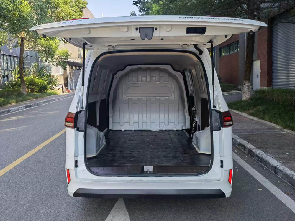 銳勝牌BAW5021XXY6ZC51廂式運(yùn)輸車公告圖片