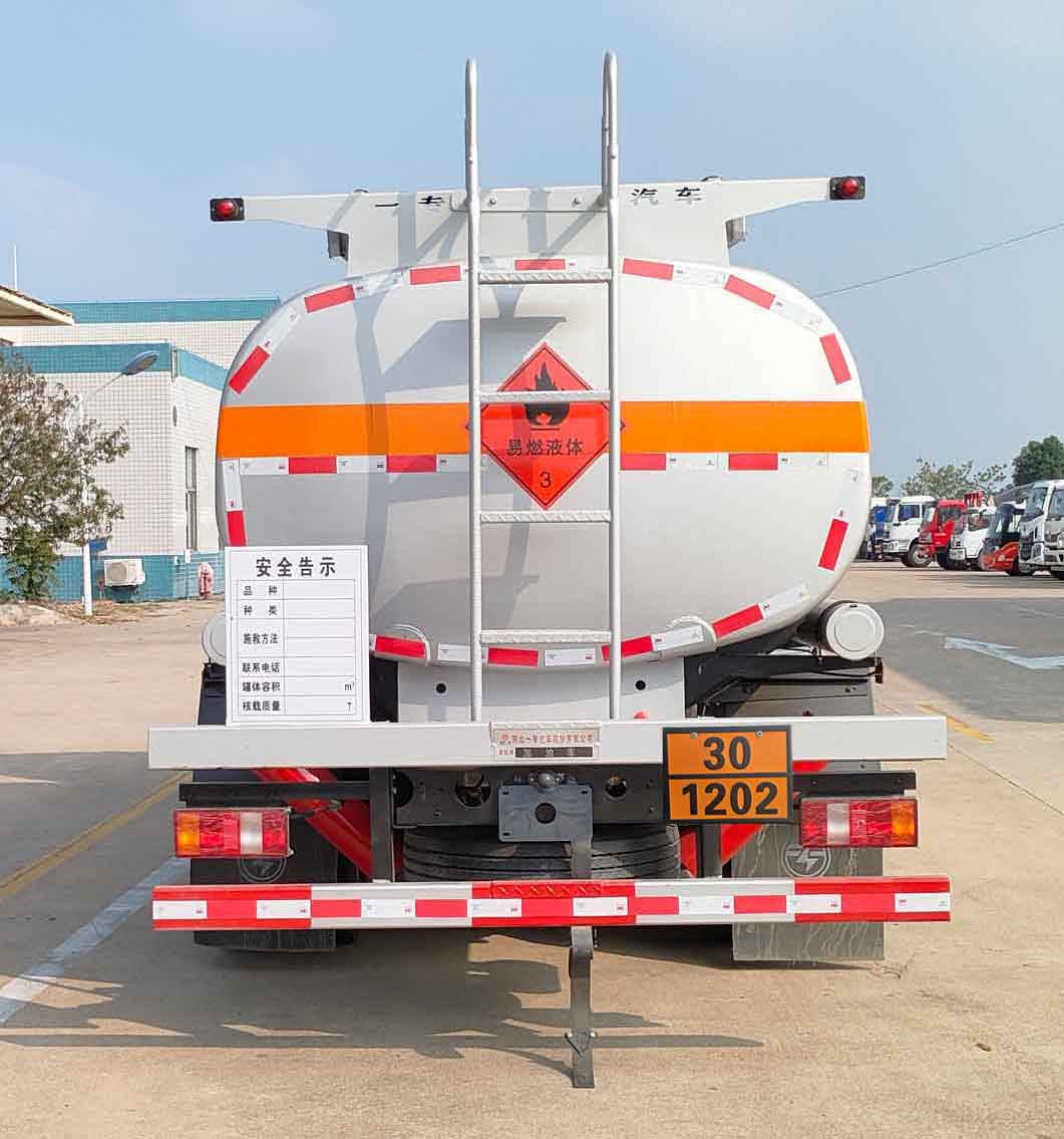 專(zhuān)致牌YZZ5121GJYZZ6加油車(chē)公告圖片