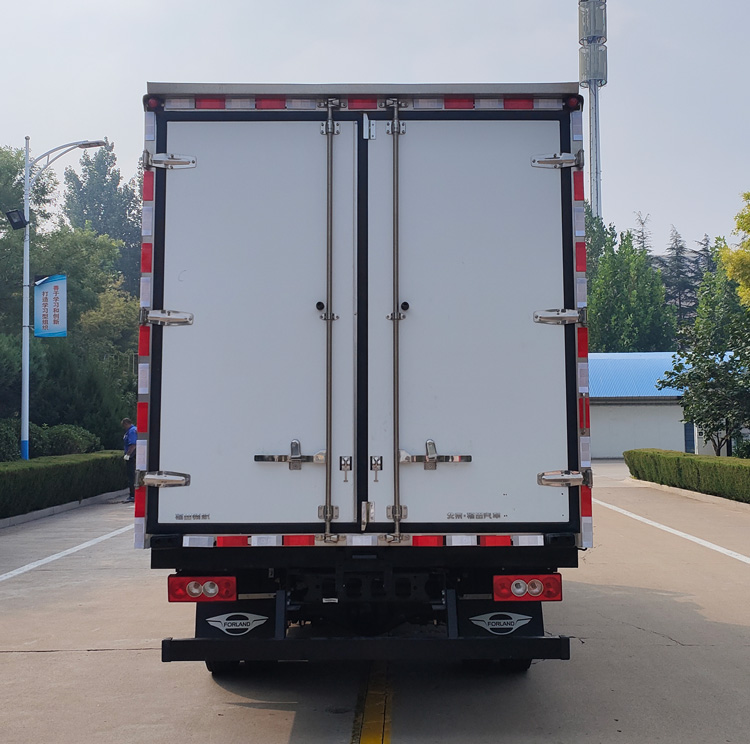 福田牌BJ5044XLC8JBA-54冷藏車公告圖片