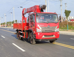 随车起重运输车