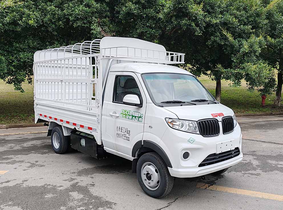 鑫源牌JKC5031CCYD6X1CNG倉柵式運(yùn)輸車公告圖片