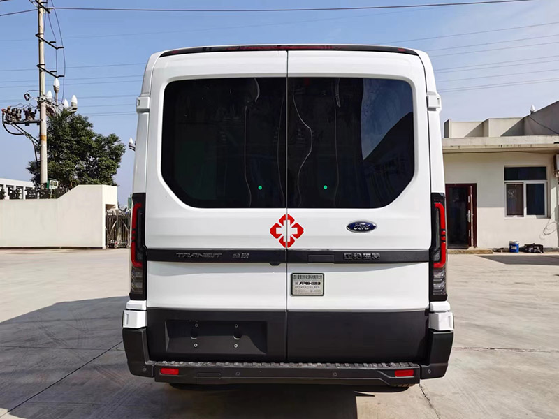 愛普康牌APK5040XJH2316GL救護(hù)車公告圖片