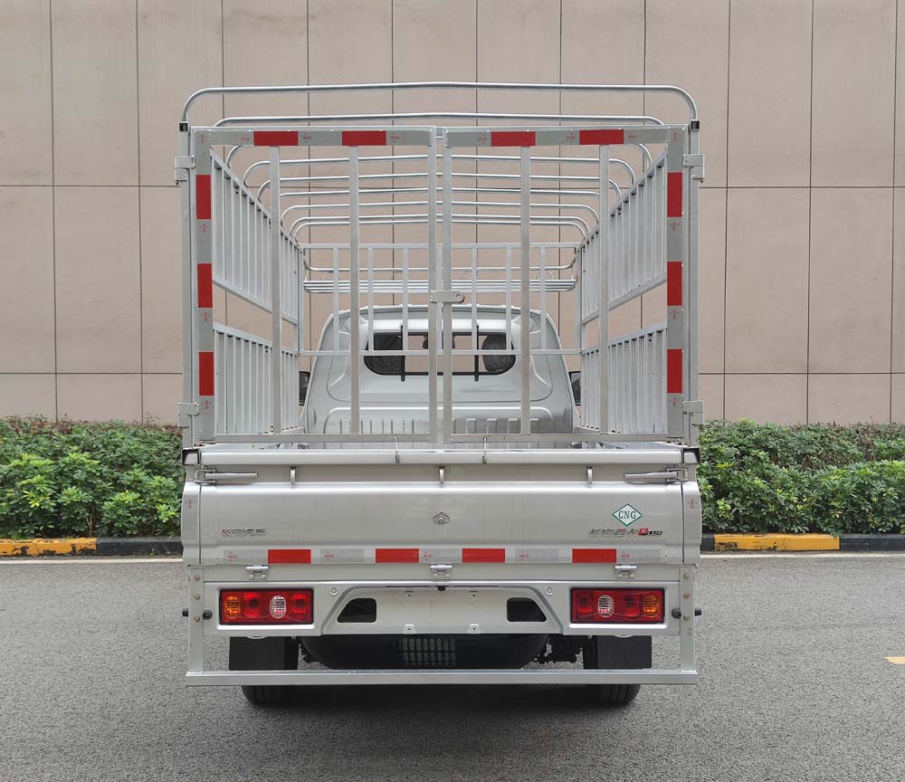 長(zhǎng)安牌SC5022CCYDFAD6NG倉(cāng)柵式運(yùn)輸車(chē)公告圖片