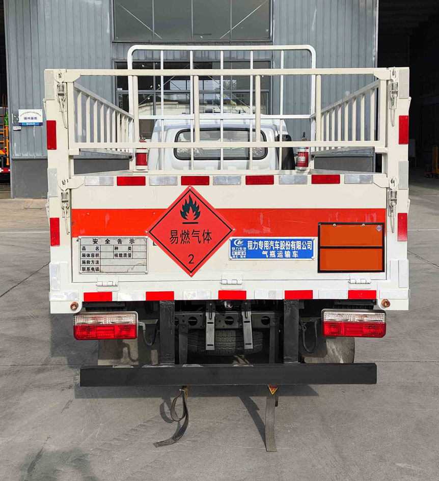 程力威牌CLW5031TQPBFB氣瓶運(yùn)輸車公告圖片