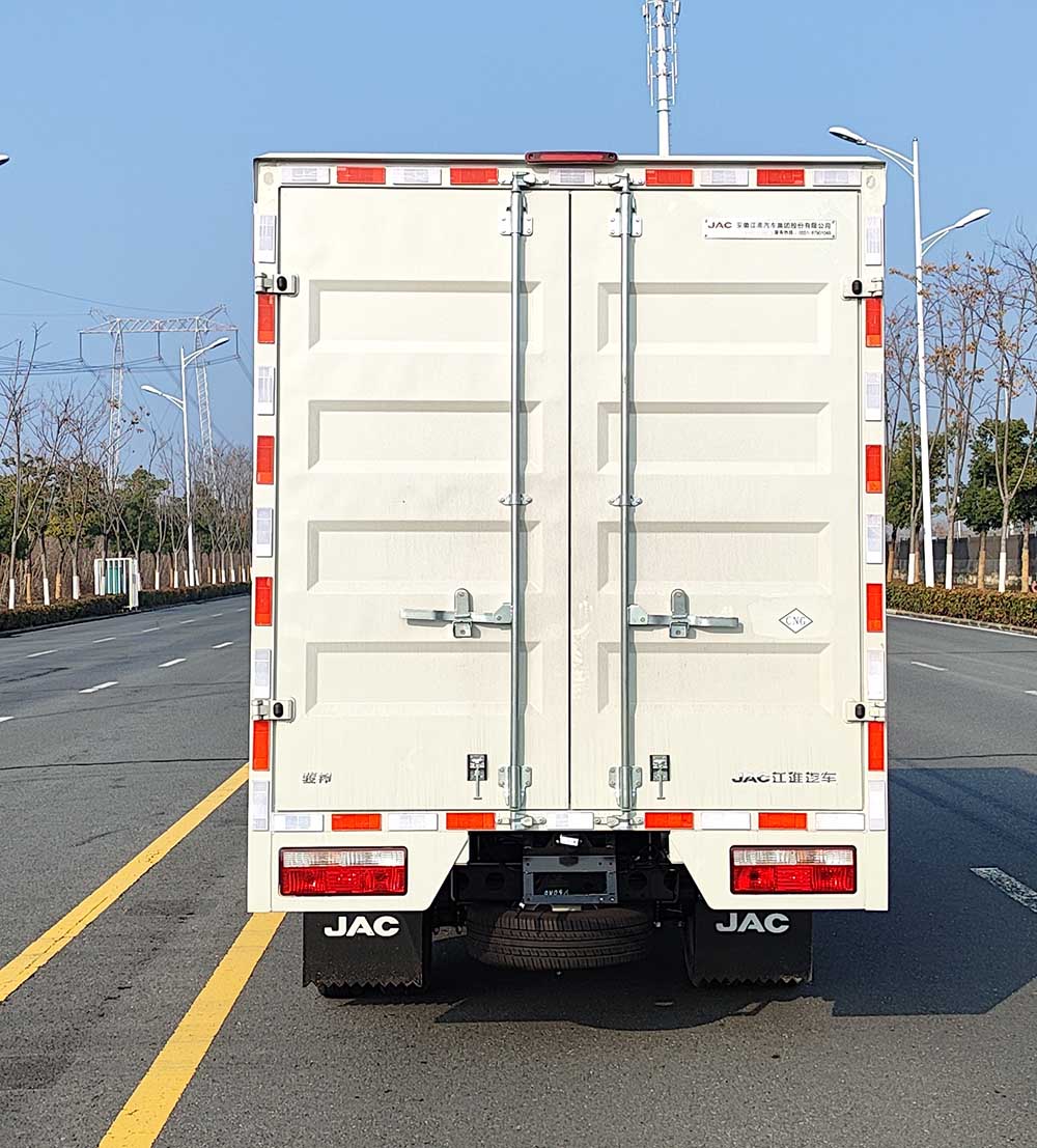 江淮牌HFC5031XXYP33N1C1S廂式運(yùn)輸車公告圖片