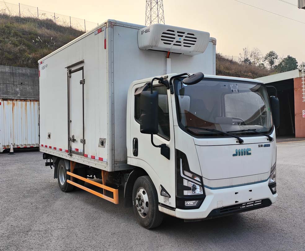 江鈴牌JX5044XLCTGE2BEV純電動(dòng)冷藏車公告圖片