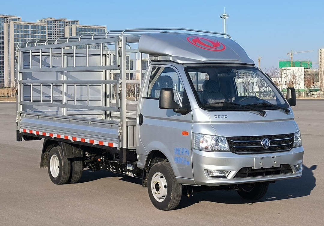 東風(fēng)牌DFA5030CCYDBEV1純電動(dòng)倉柵式運(yùn)輸車公告圖片