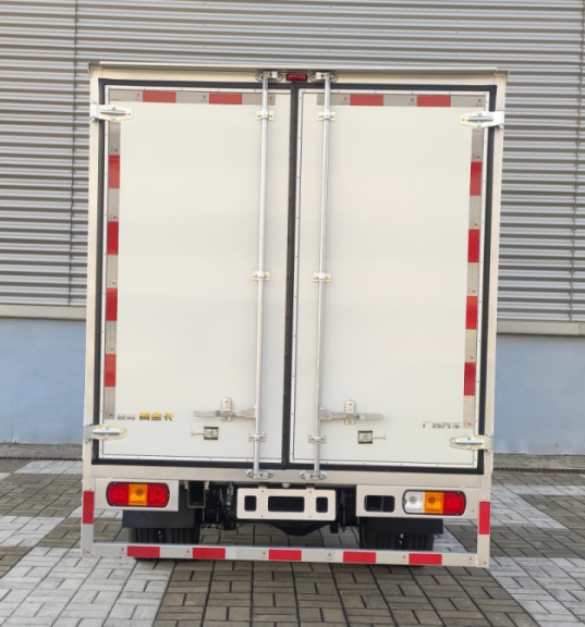 菱勢(shì)牌GXA5031XXYSHEV插電式增程混合動(dòng)力廂式運(yùn)輸車公告圖片