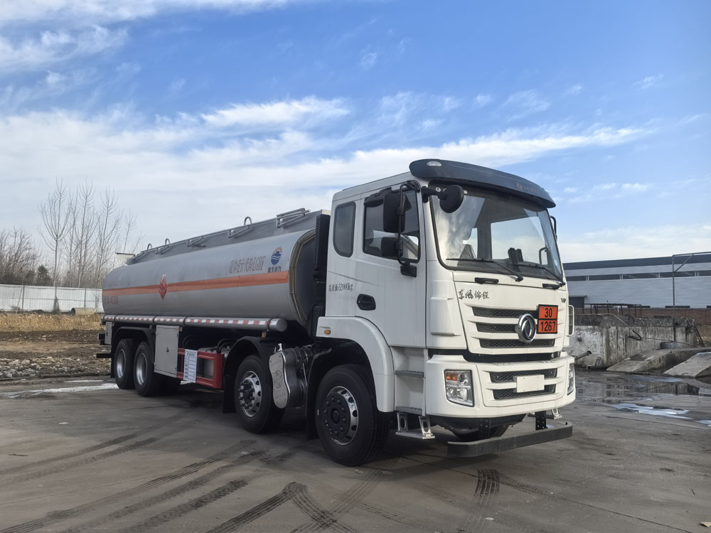 SCS5325GRYEQ6型易燃液體罐式運(yùn)輸車圖片