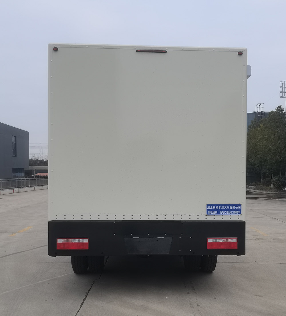 同銳通牌CAA5070XLJCHEV插電式混合動力旅居車公告圖片