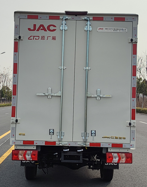 江淮牌HFC5030XXYEV3-1純電動(dòng)廂式運(yùn)輸車公告圖片