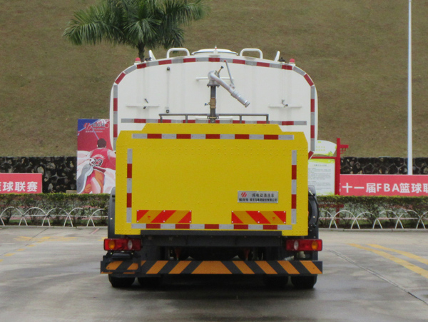 福龍馬牌FLM5188GQXDFBEV純電動(dòng)清洗車公告圖片