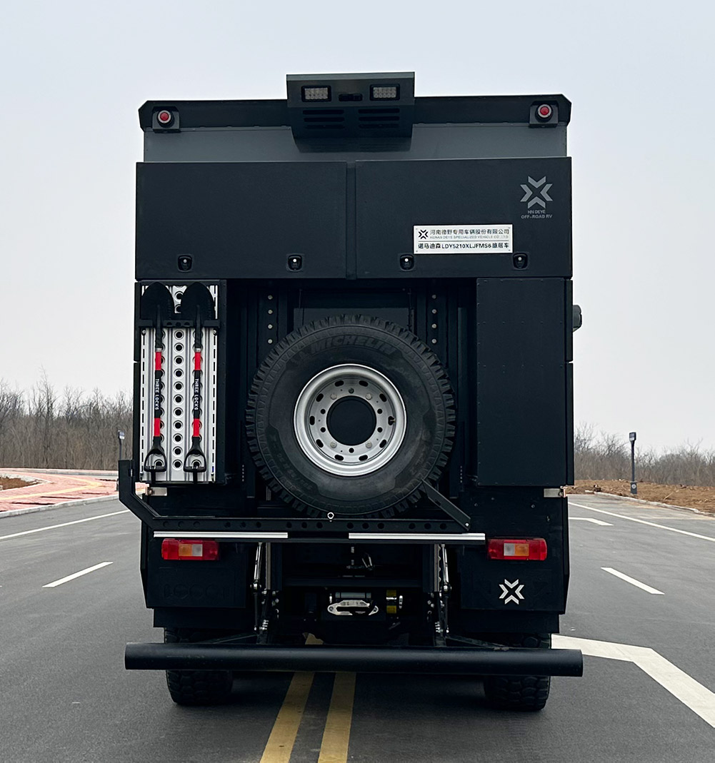 諾馬迪森牌LDY5210XLJFMS6旅居車公告圖片