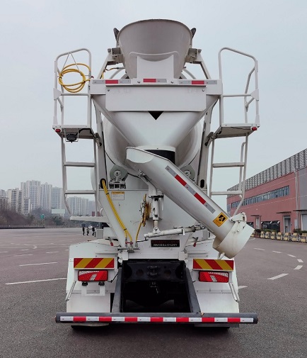 比亞迪牌BYD5310GJBBEV3純電動混凝土攪拌運(yùn)輸車公告圖片