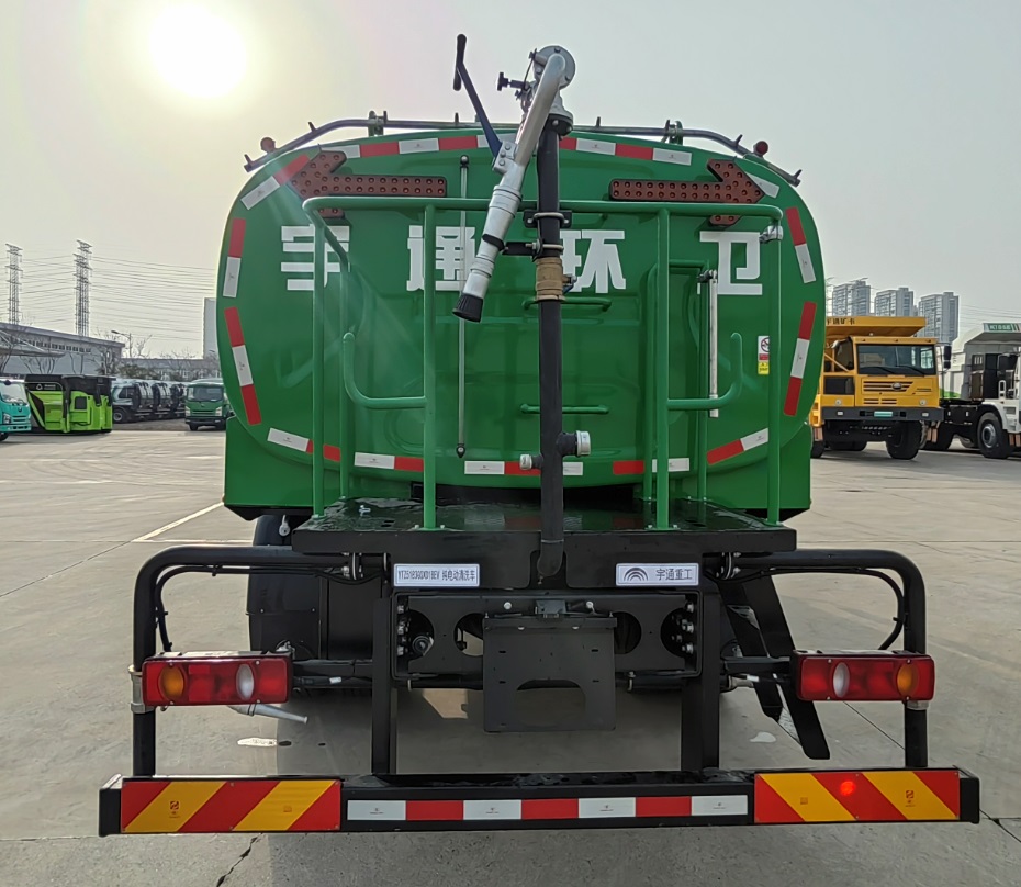 宇通牌YTZ5183GQXD1BEV純電動清洗車公告圖片