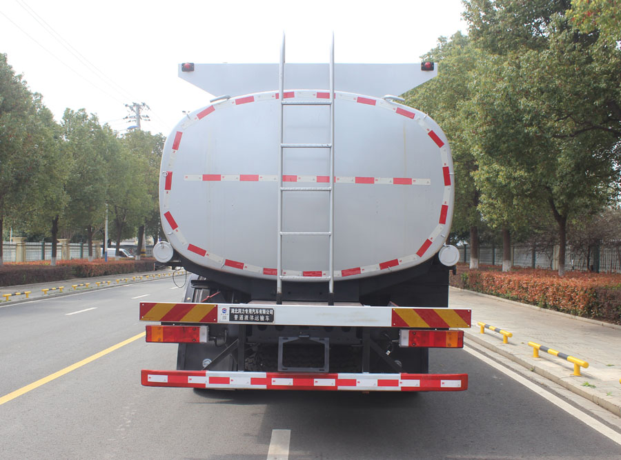 潤知星牌SCS5315GPGEQ6普通液體運輸車公告圖片