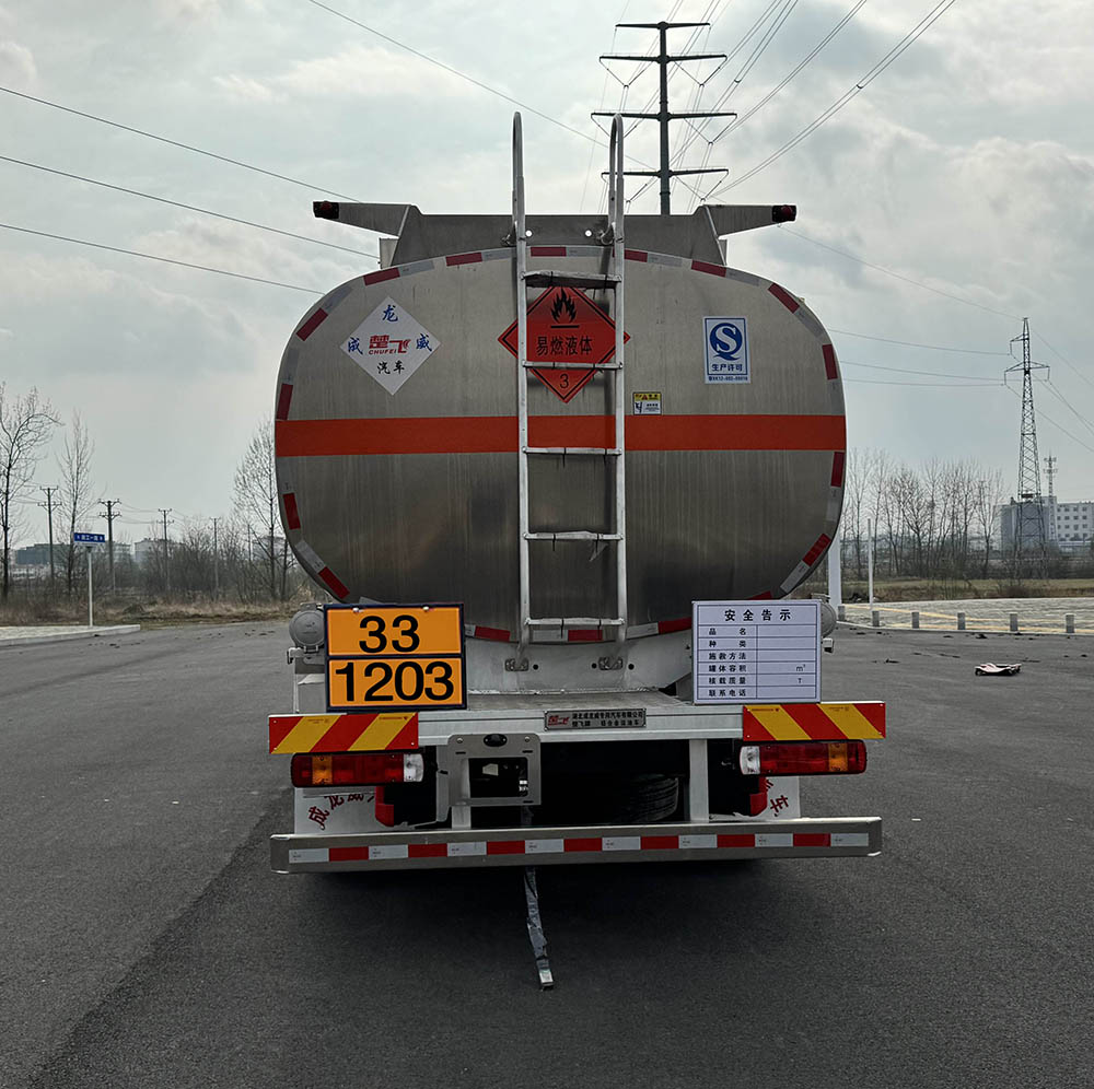 楚飛牌CLQ5320GYY6BJA鋁合金運(yùn)油車公告圖片