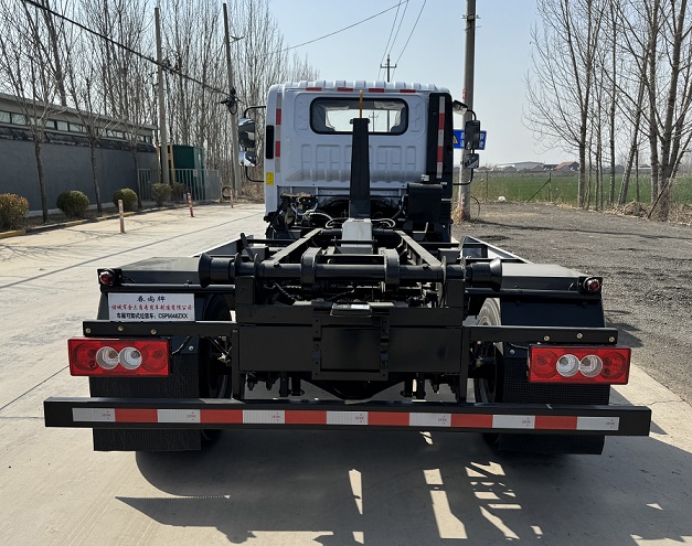 春尚牌CSP5040ZXX車廂可卸式垃圾車公告圖片