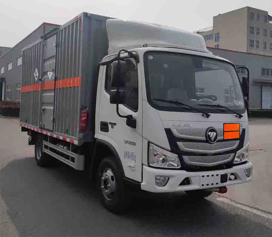 襄鑫鼎牌XDV5048XZWBJ6雜項(xiàng)危險(xiǎn)物品廂式運(yùn)輸車公告圖片