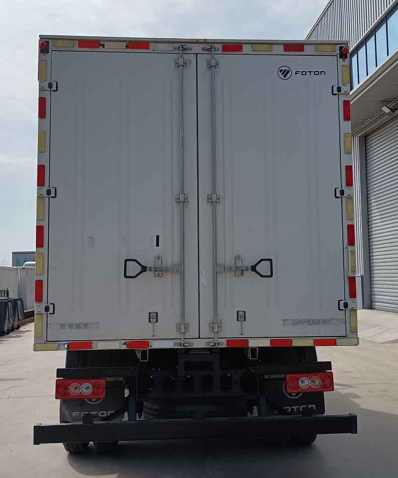 福田牌BJ5098XXYEJEA-AB3廂式運(yùn)輸車公告圖片