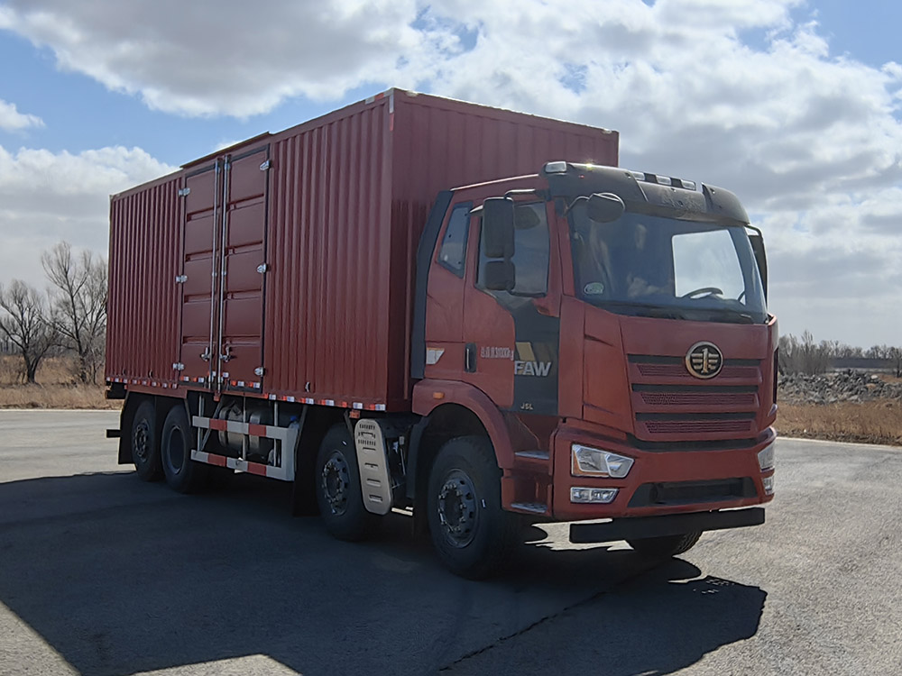 解放牌CA5310XXYP62K1L5T10E6廂式運(yùn)輸車公告圖片