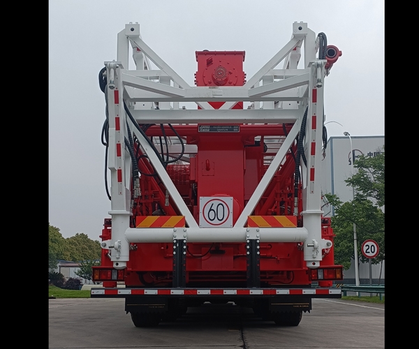 四機(jī)牌SJX5810TXJ750修井機(jī)公告圖片