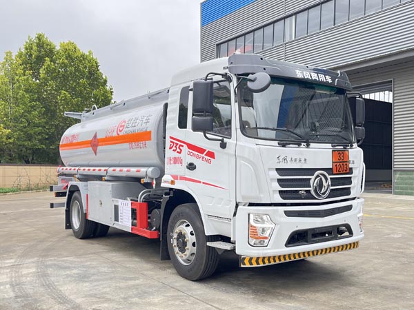 楚勝牌CSC5183GJYEZ6加油車公告圖片