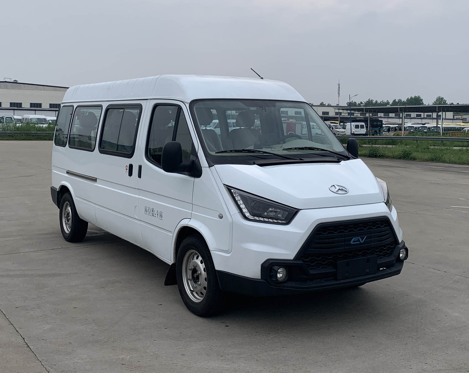 晶馬牌JMV5033XSWBEV純電動商務(wù)車公告圖片