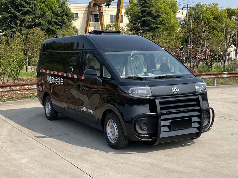 申馳牌SQL5040XYCU6BEV-J51純電動(dòng)運(yùn)鈔車(chē)