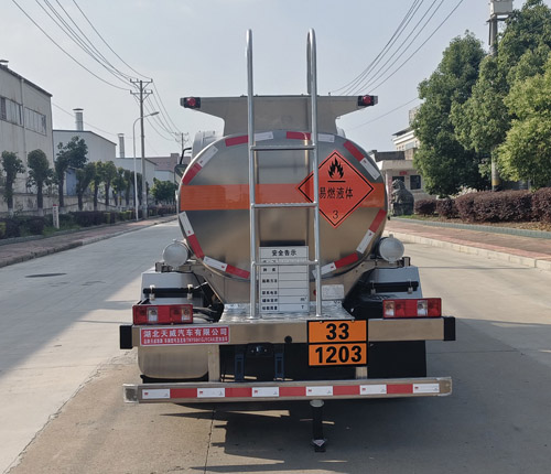 天威緣牌TWY5041GJYCA6L加油車公告圖片